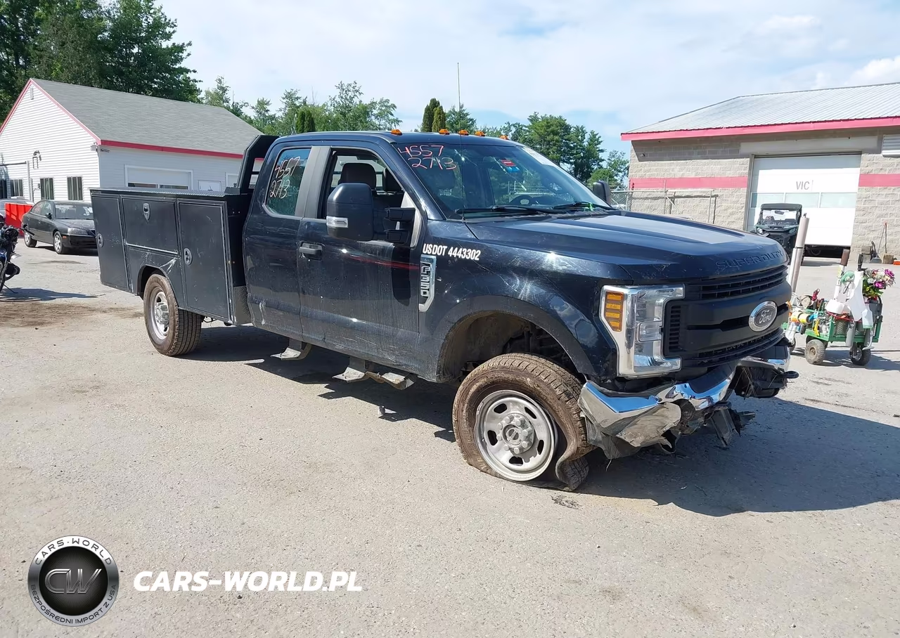 2019 Ford F-350 Chassis Lariat-Xl-Xlt
