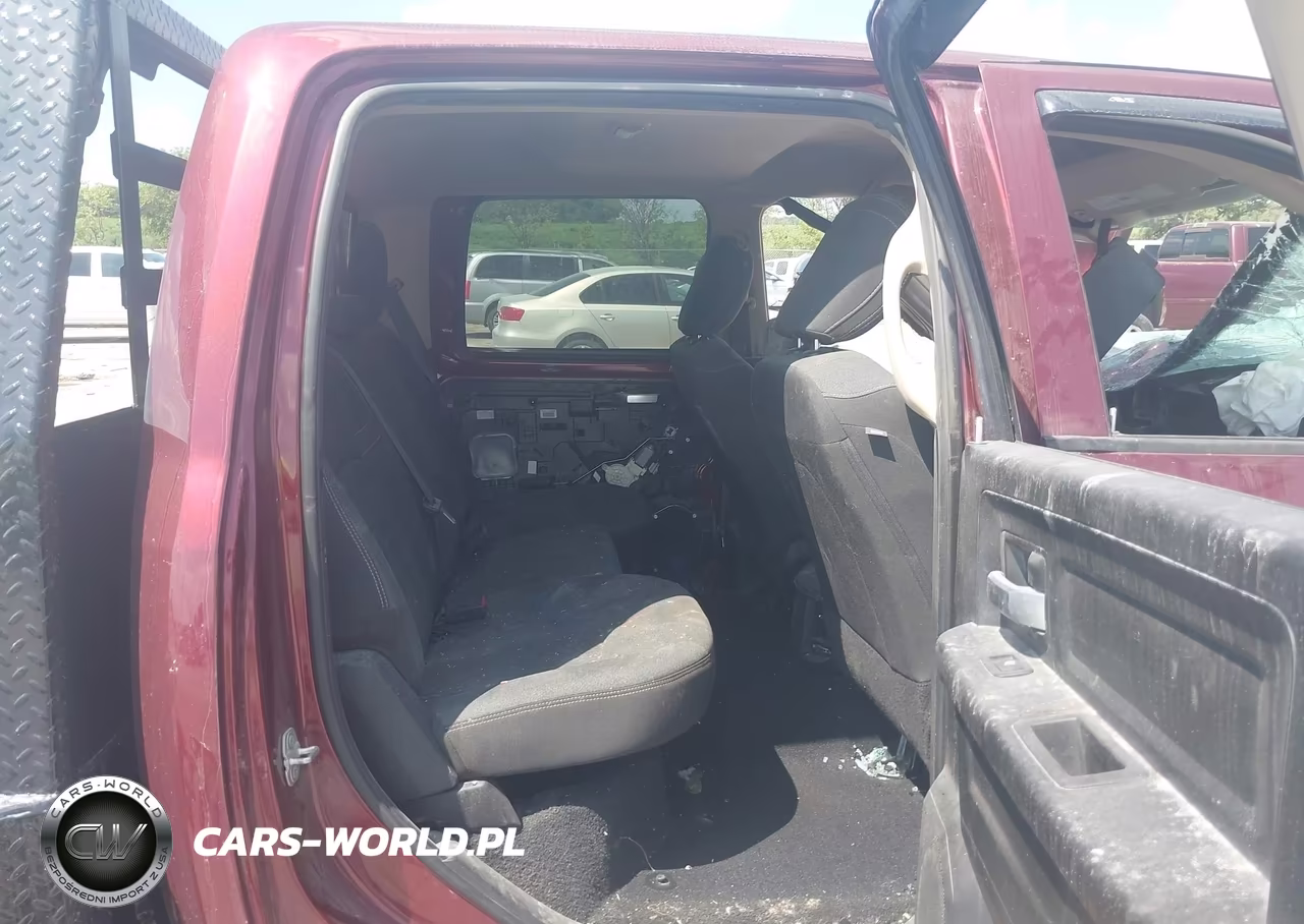 2019 Ram 3500 Tradesman VIN:3C63RRGL5KG555796 - 8