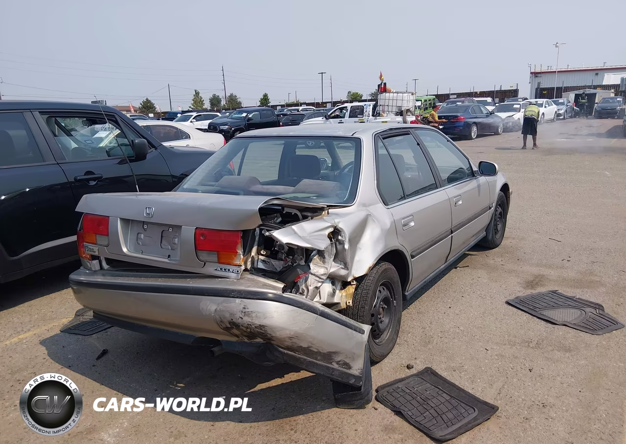 1993 Honda Accord Lx VIN:JHMCB7654PC052662 - 4
