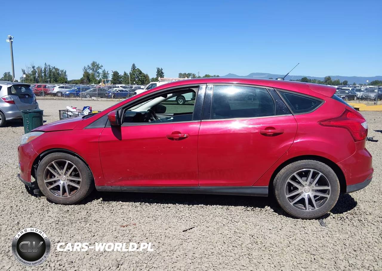 2012 Ford Focus Se VIN:1FAHP3K27CL468797 - 14