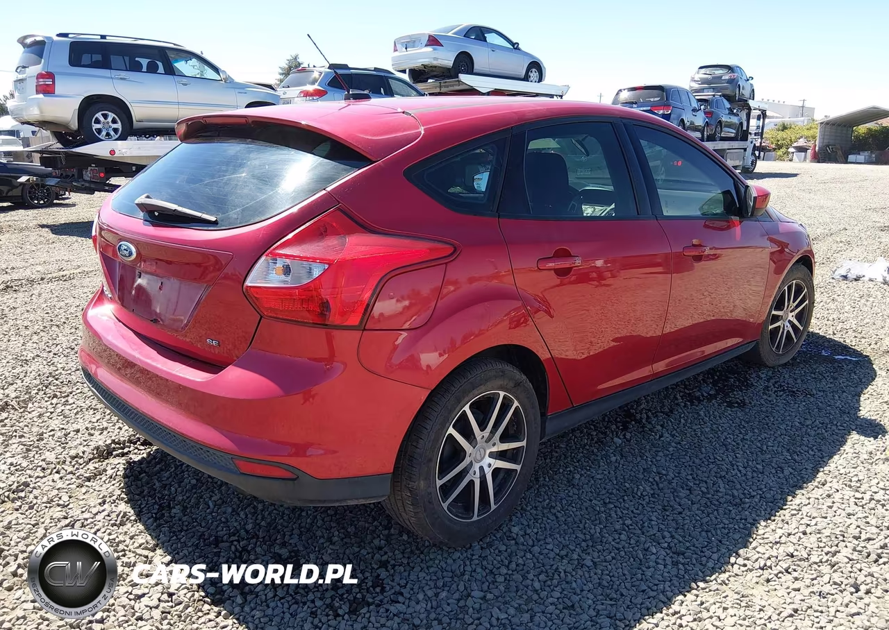 2012 Ford Focus Se VIN:1FAHP3K27CL468797 - 4