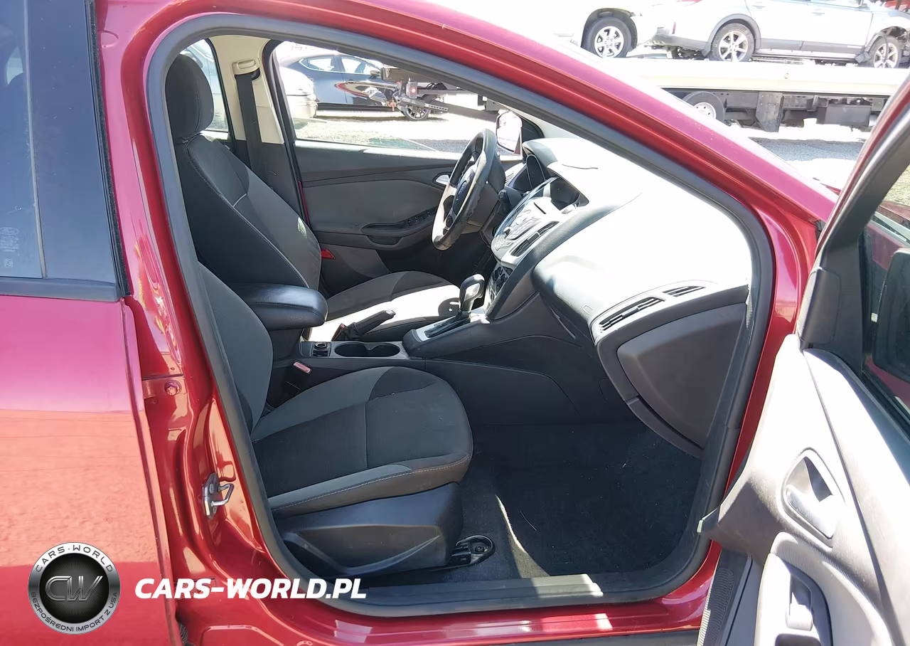 2012 Ford Focus Se VIN:1FAHP3K27CL468797 - 5