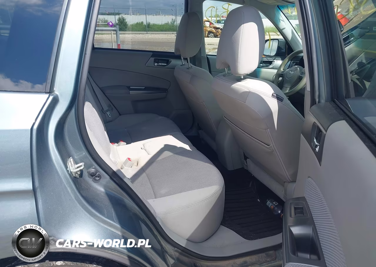 2012 Subaru Forester 2.5X Premium VIN:JF2SHADC2CH463678 - 8