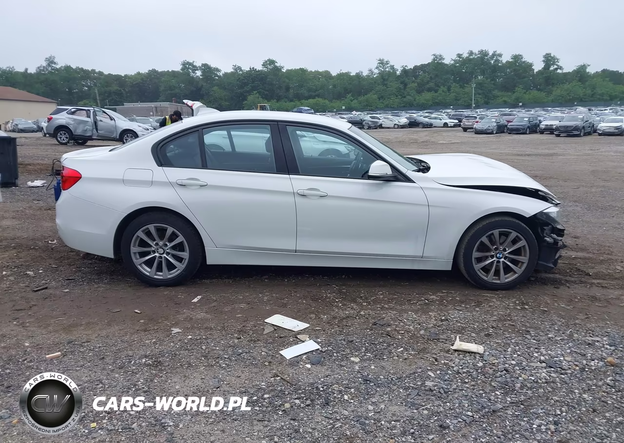 2016 BMW 328I xDrive VIN:WBA8E3G54GNT77383 - 14