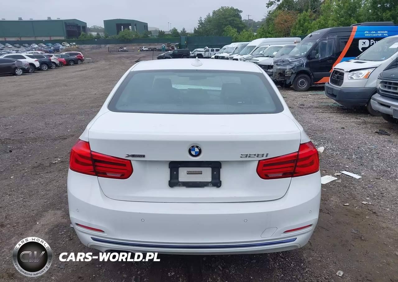 2016 BMW 328I xDrive VIN:WBA8E3G54GNT77383 - 17