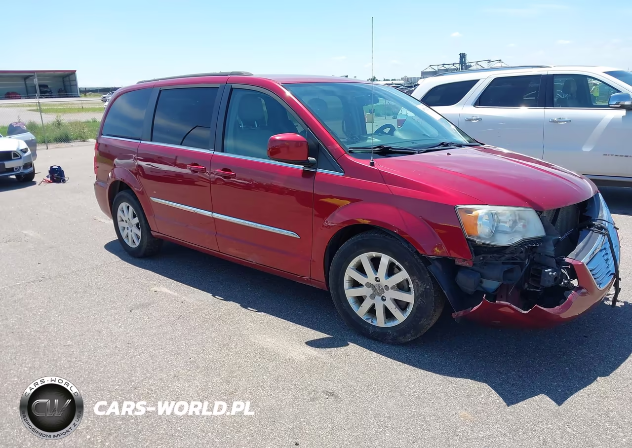 2014 Chrysler Town & Country Touring – zdjęcie 1 z 11