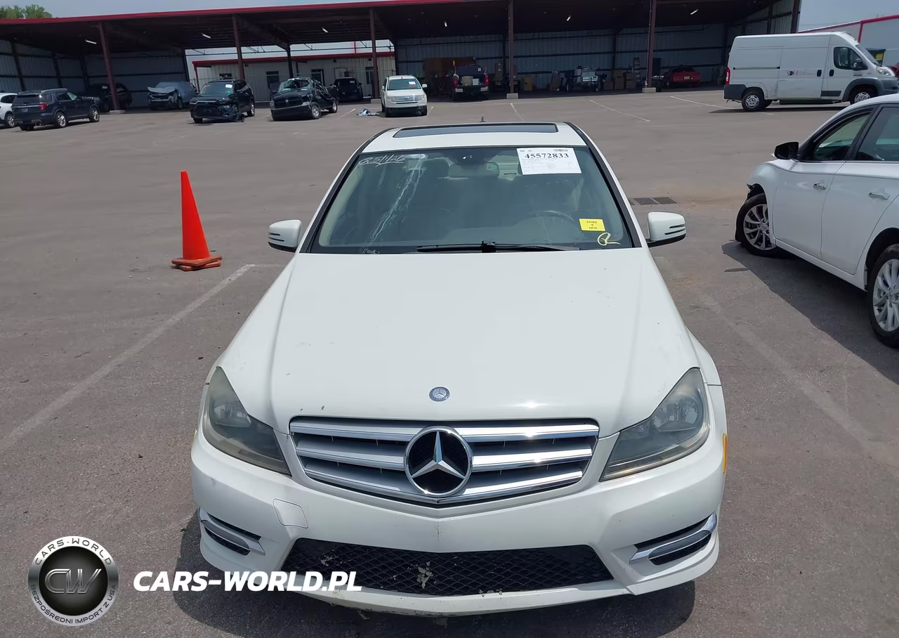2012 Mercedes-Benz C 250 Sport VIN:WDDGF4HB3CA611977 - 13