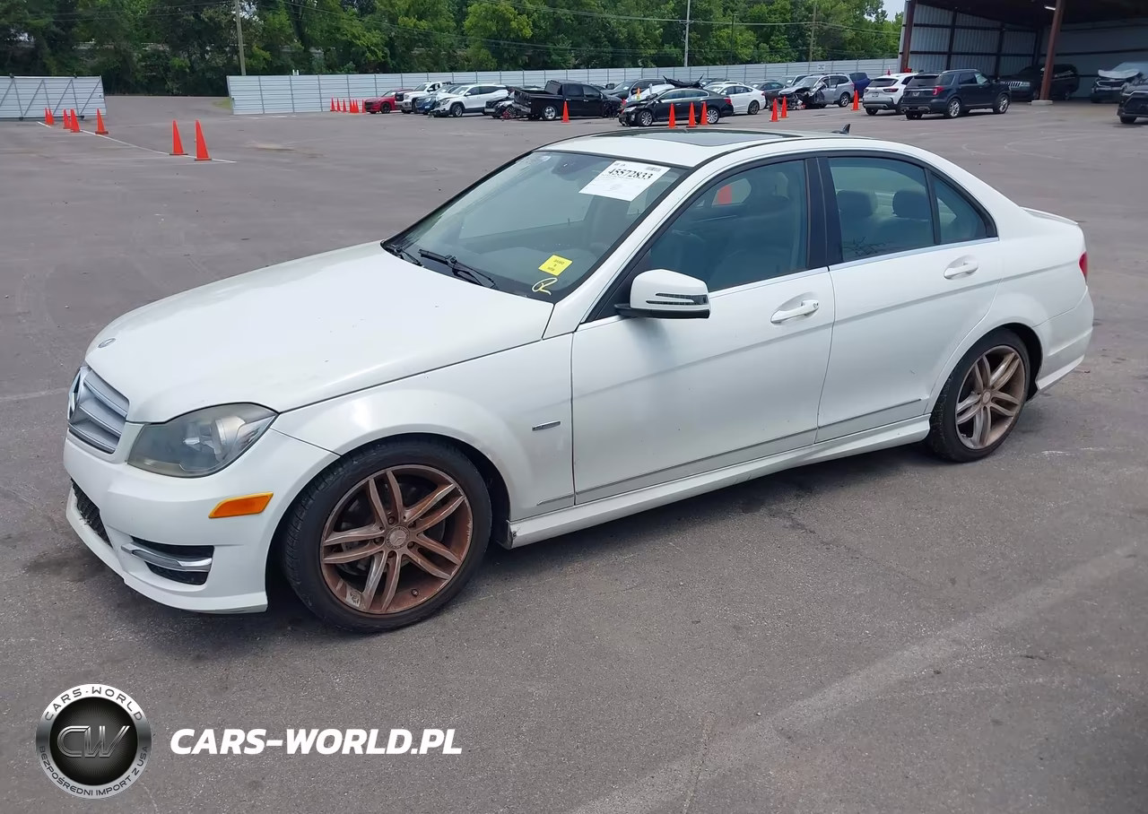 2012 Mercedes-Benz C 250 Sport VIN:WDDGF4HB3CA611977 - 2