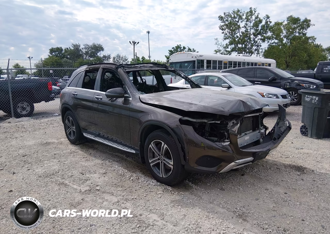 2018 Mercedes-Benz Glc 300 4Matic VIN:WDC0G4KB3JV107978 - 1