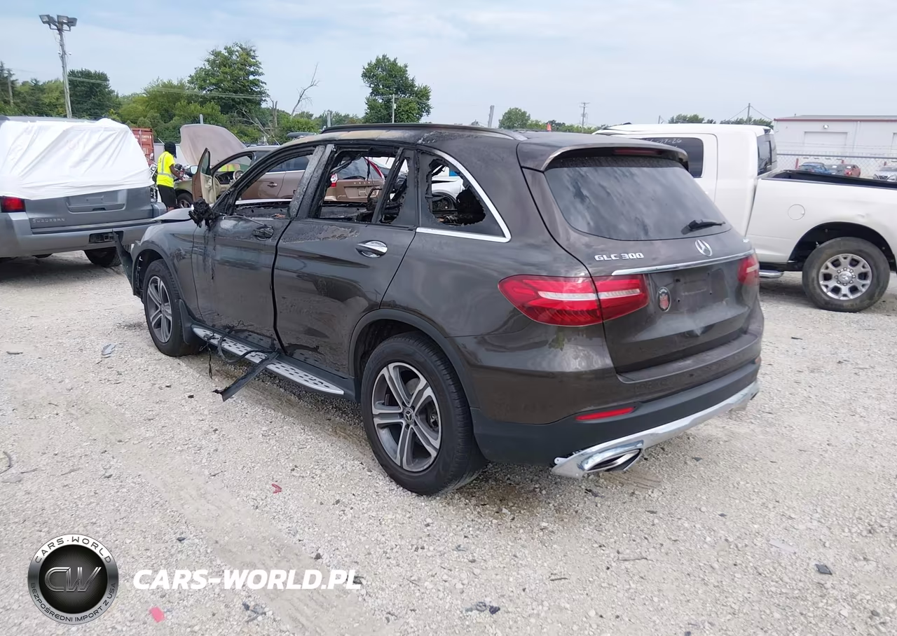 2018 Mercedes-Benz Glc 300 4Matic VIN:WDC0G4KB3JV107978 - 3