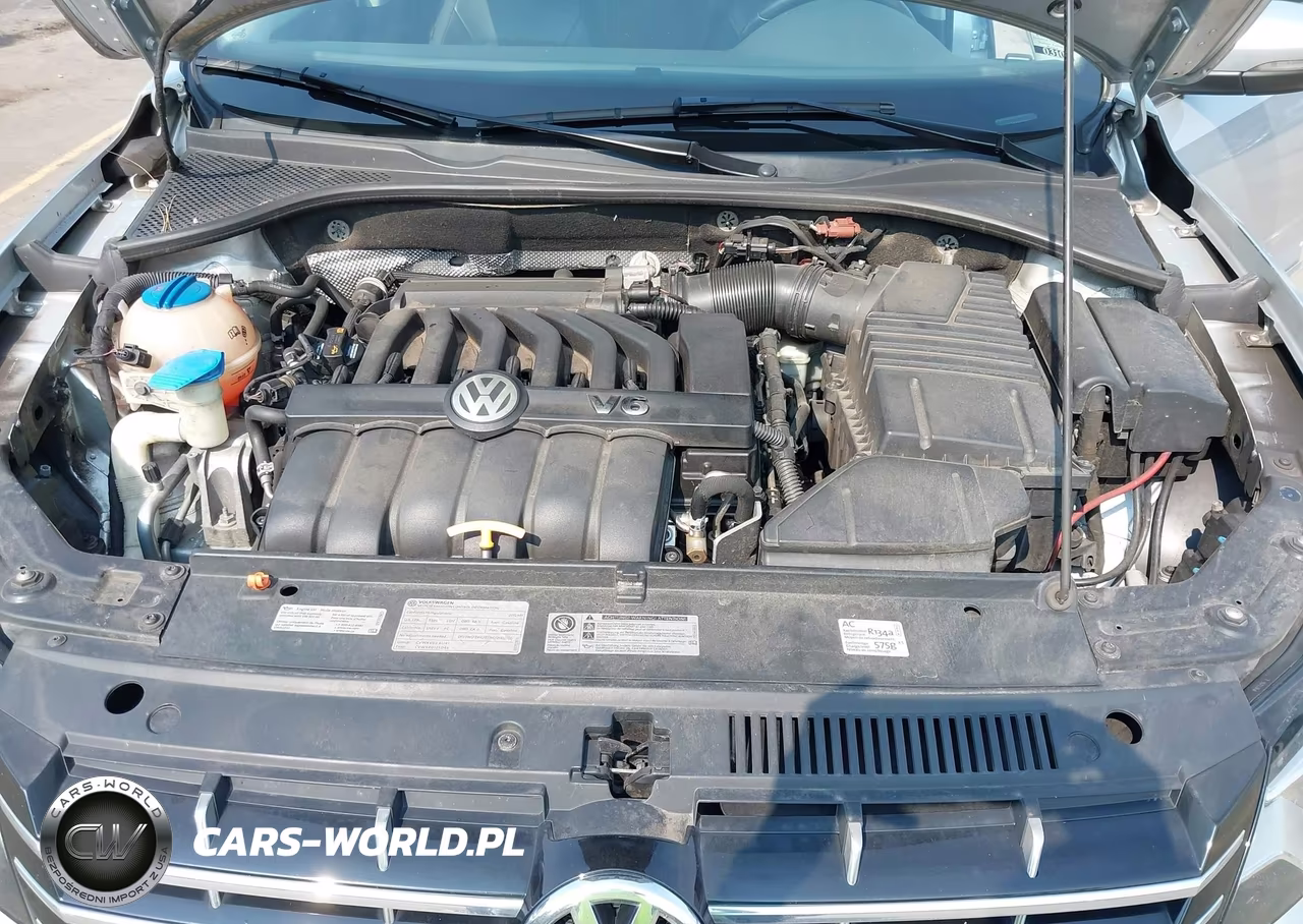 2012 Volkswagen Passat 3.6L V6 Sel Premium VIN:1VWCM7A36CC011734 - 10