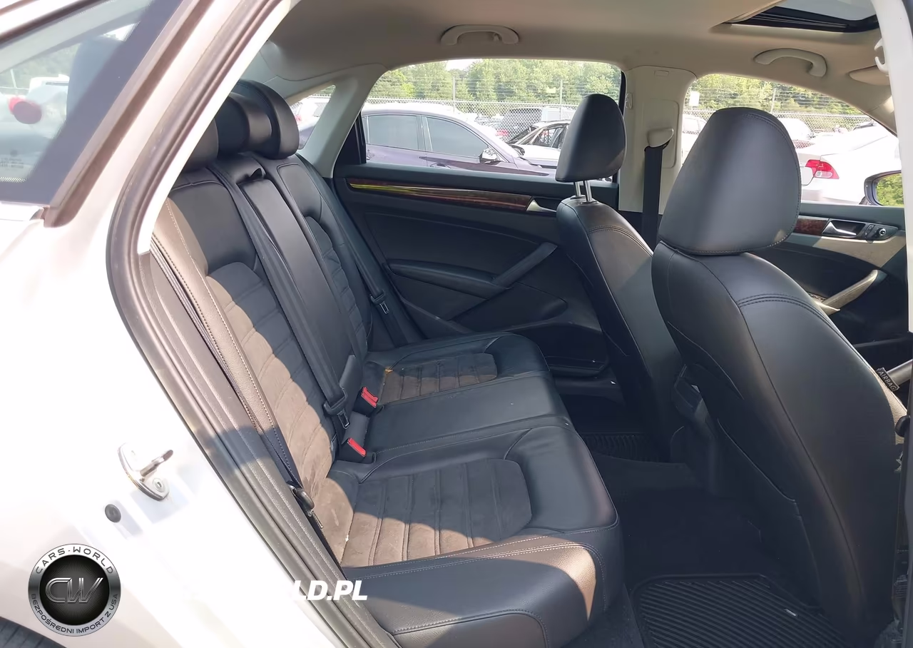 2012 Volkswagen Passat 3.6L V6 Sel Premium VIN:1VWCM7A36CC011734 - 8