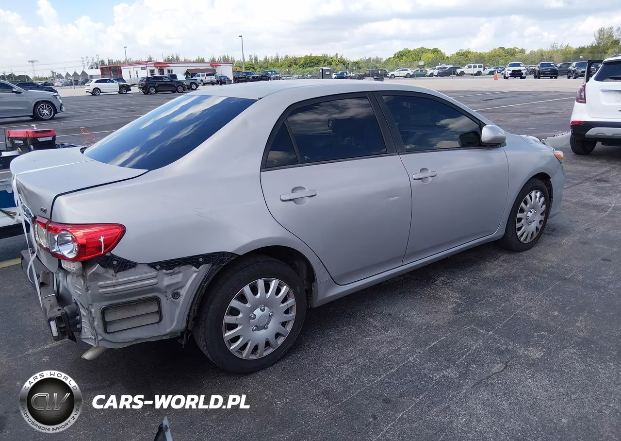 2012 Toyota Corolla Le VIN:2T1BU4EEXCC834733 - 4