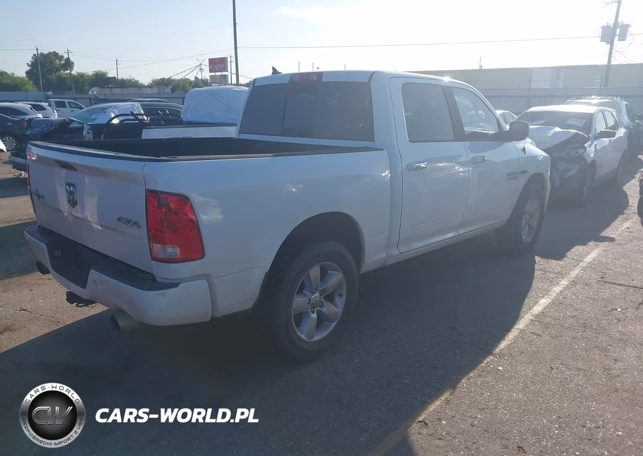 2015 Ram 1500 Lone Star VIN:1C6RR7LM4FS508688 - 4