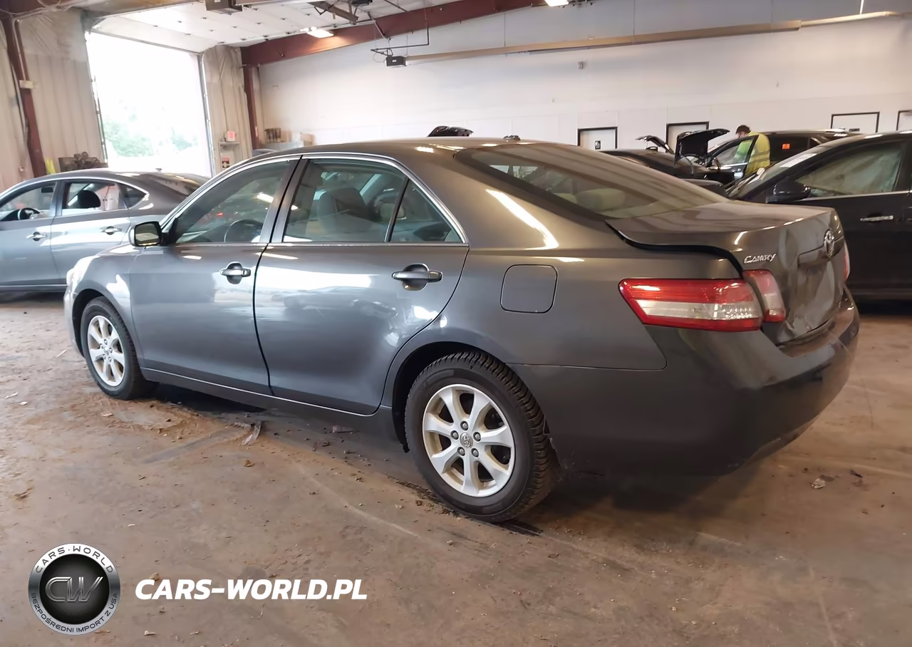 2010 Toyota Camry Le VIN:4T4BF3EK5AR060886 - 3