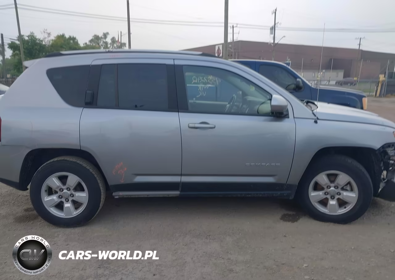 2017 Jeep Compass Latitude VIN:1C4NJCEA4HD206674 - 13