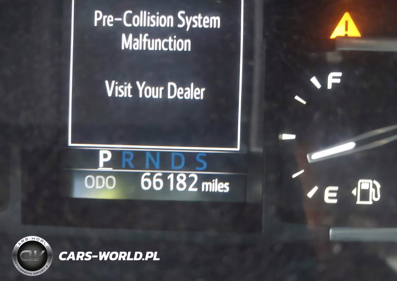 2018 Toyota Tundra Platinum 5.7L V8 VIN:5TFAY5F16JX764678 - 16