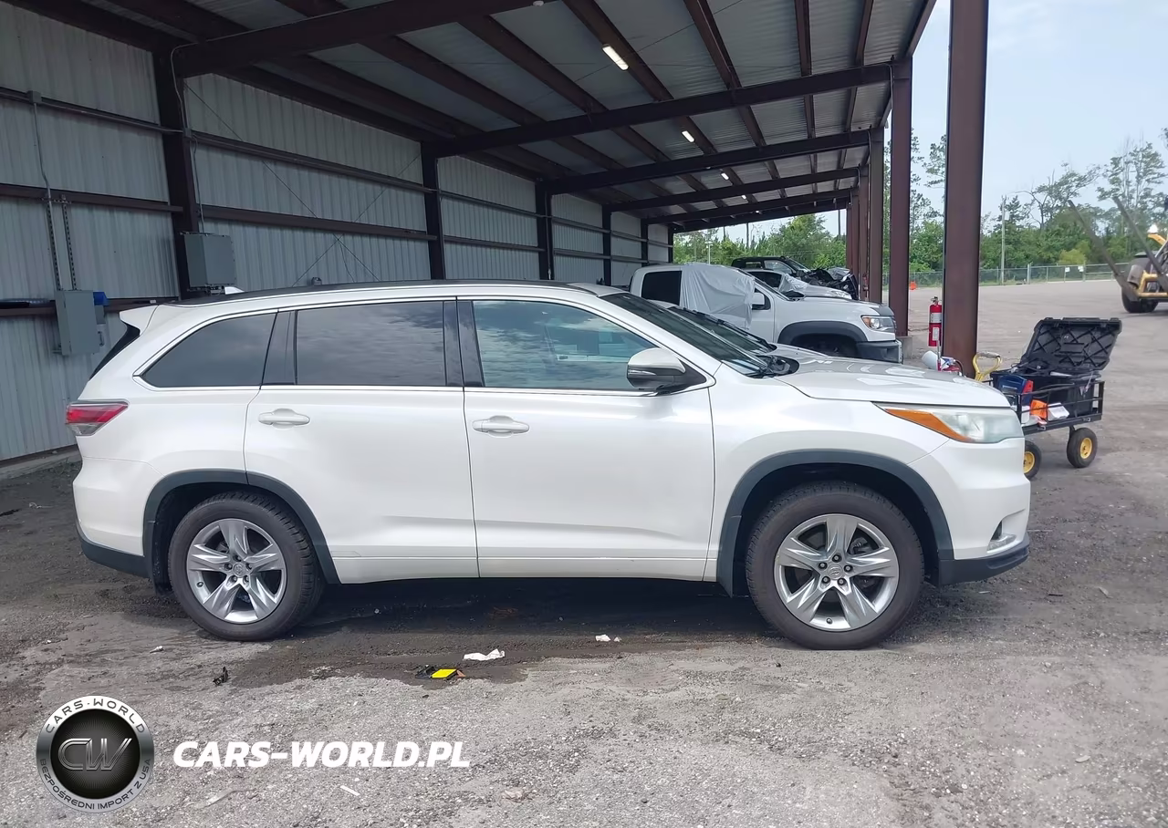2015 Toyota Highlander Limited Platinum V6 VIN:5TDDKRFH1FS208150 - 13