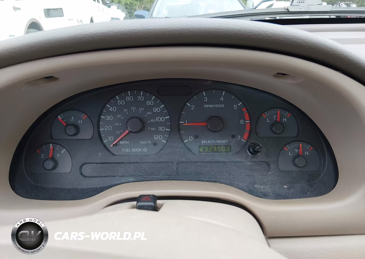 2002 Ford Mustang Deluxe-Premium-Standard VIN:1FAFP40412F205655 - 7