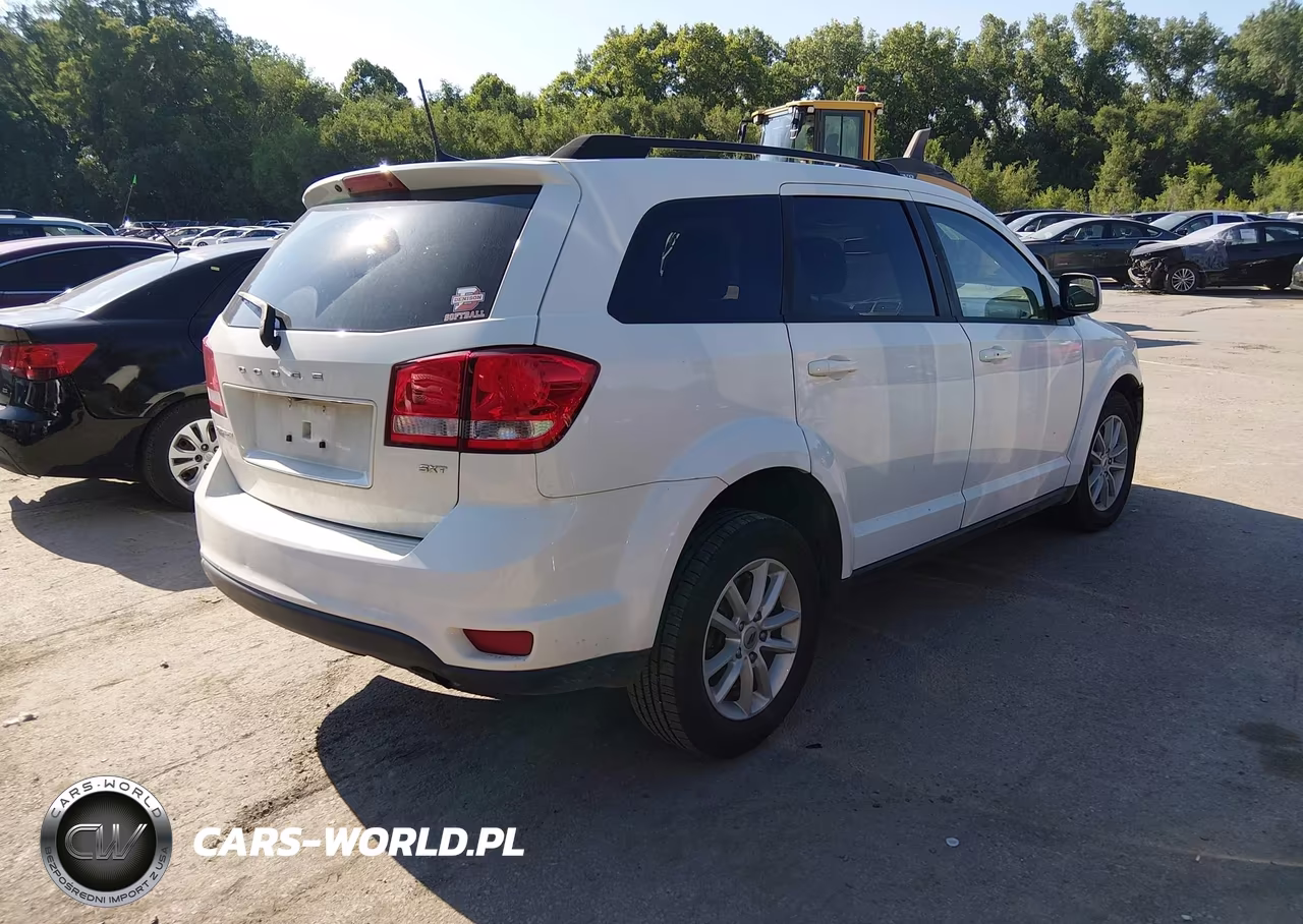 2018 Dodge Journey Sxt VIN:3C4PDCBB1JT513992 - 4