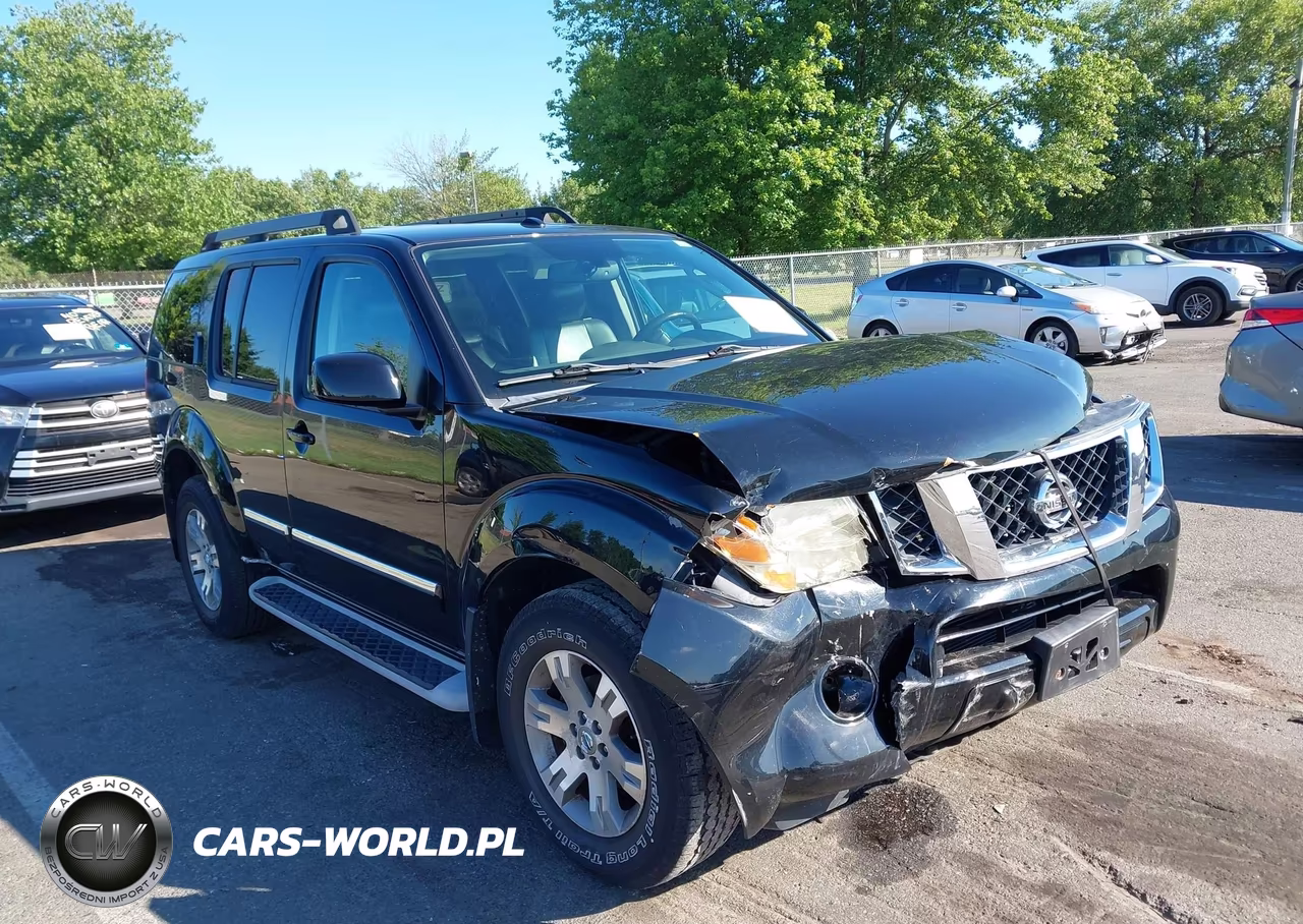 2011 Nissan Pathfinder Silver