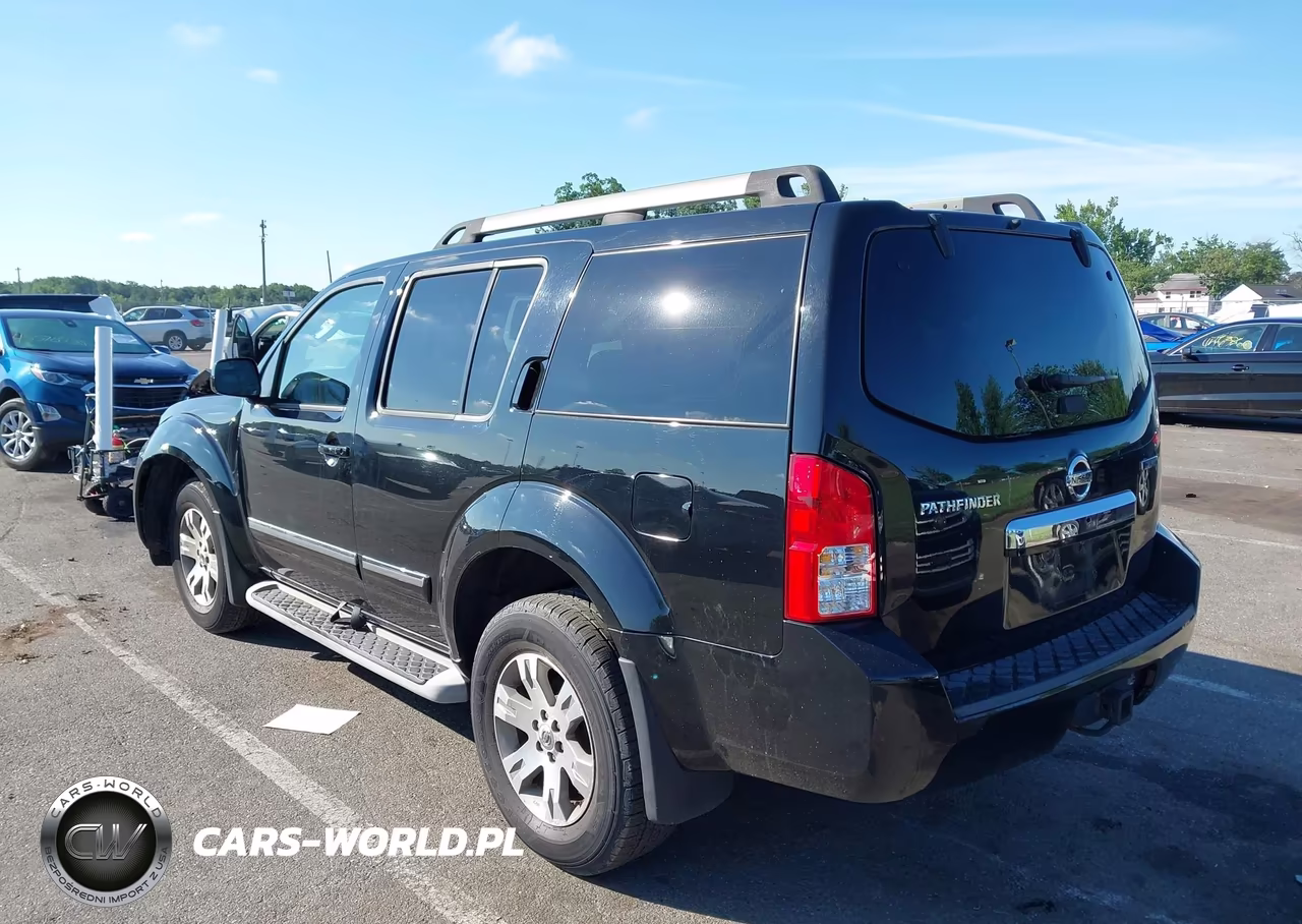 2011 Nissan Pathfinder Silver VIN:5N1AR1NB8BC617606 - 3