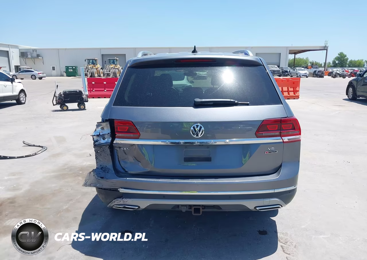 2018 Volkswagen Atlas 3.6L V6 Sel VIN:1V2MR2CA9JC516184 - 17