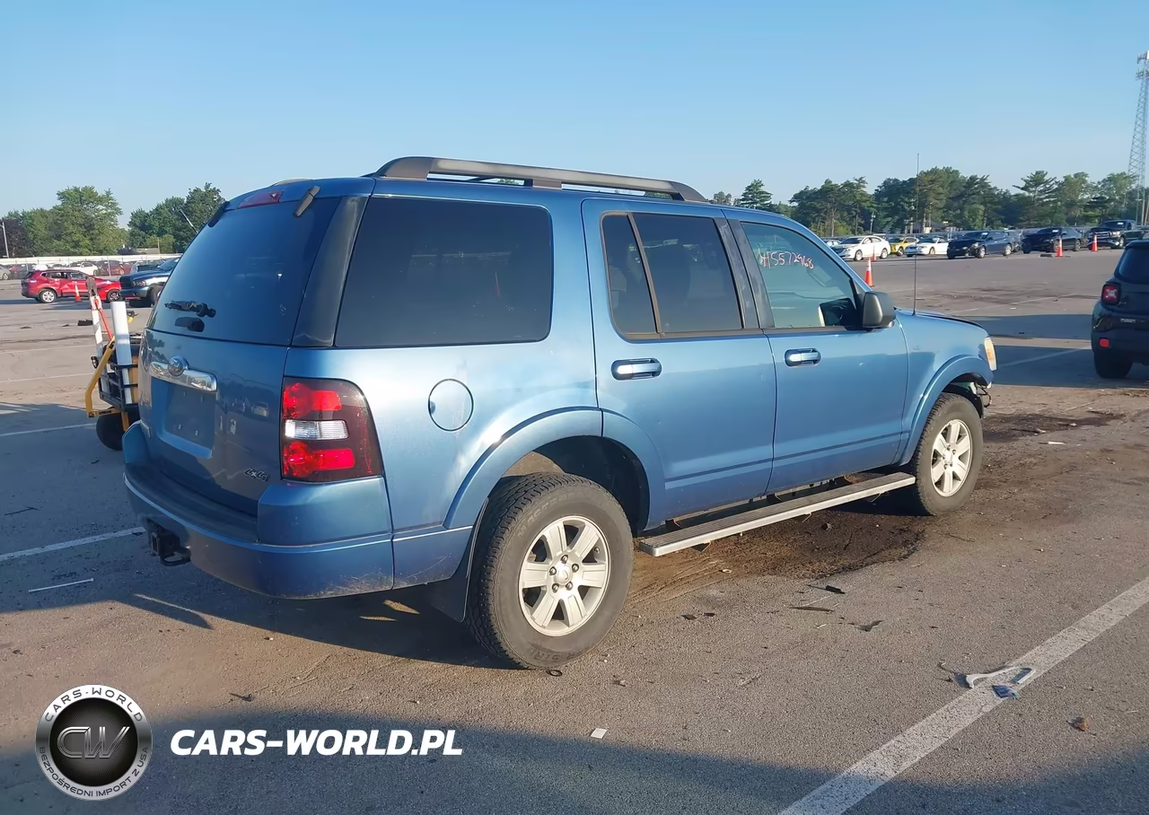2009 Ford Explorer Xlt VIN:1FMEU738X9UA25980 - 4