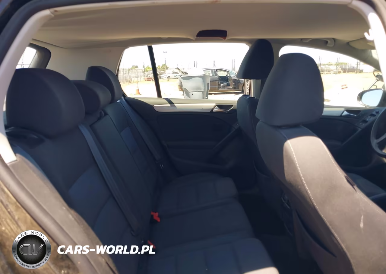 2013 Volkswagen Golf 2.5L 4-Door VIN:WVWDB7AJ9DW137467 - 8