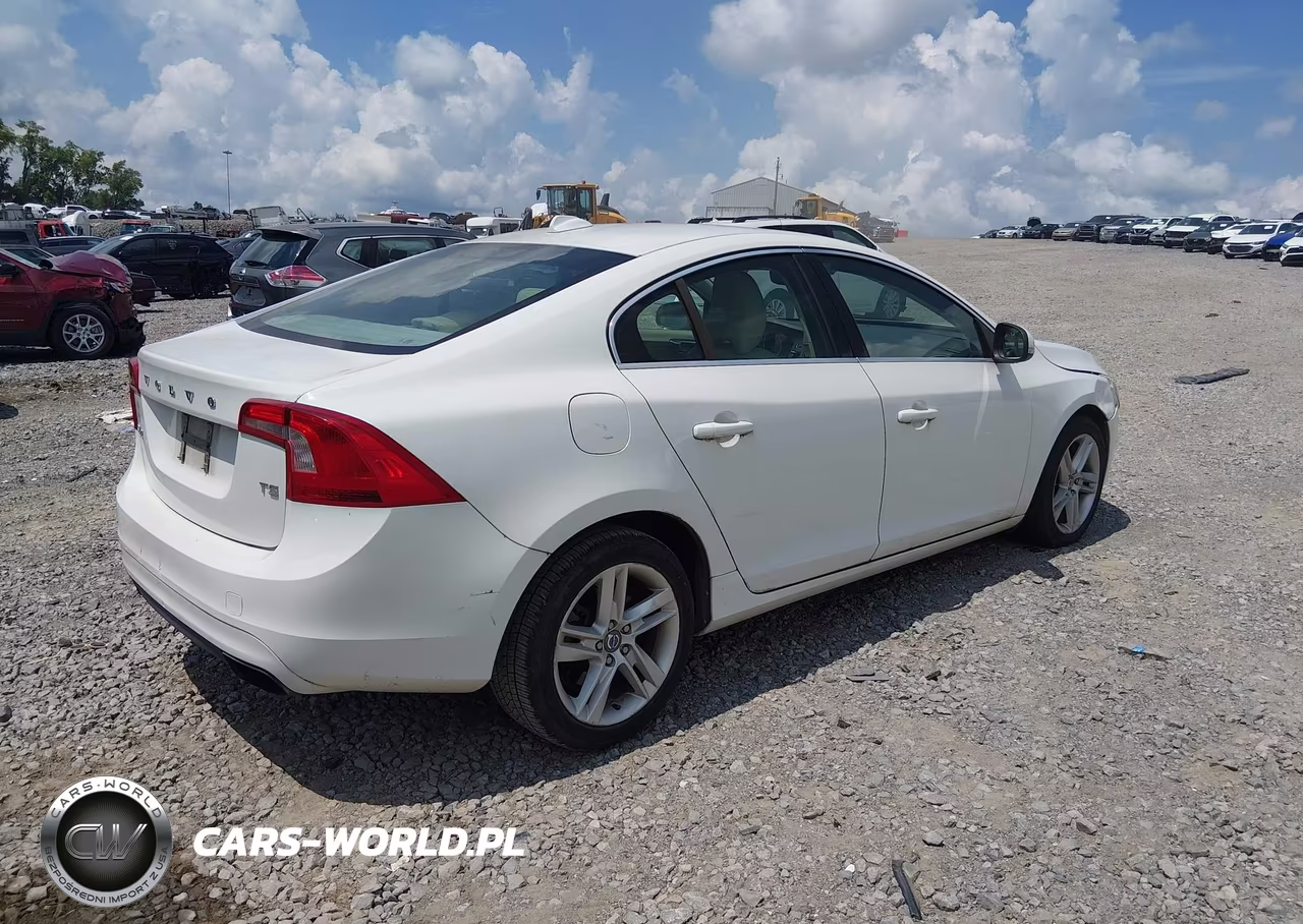 2015 Volvo S60 T5 Premier VIN:YV126MFK7F2336873 - 4