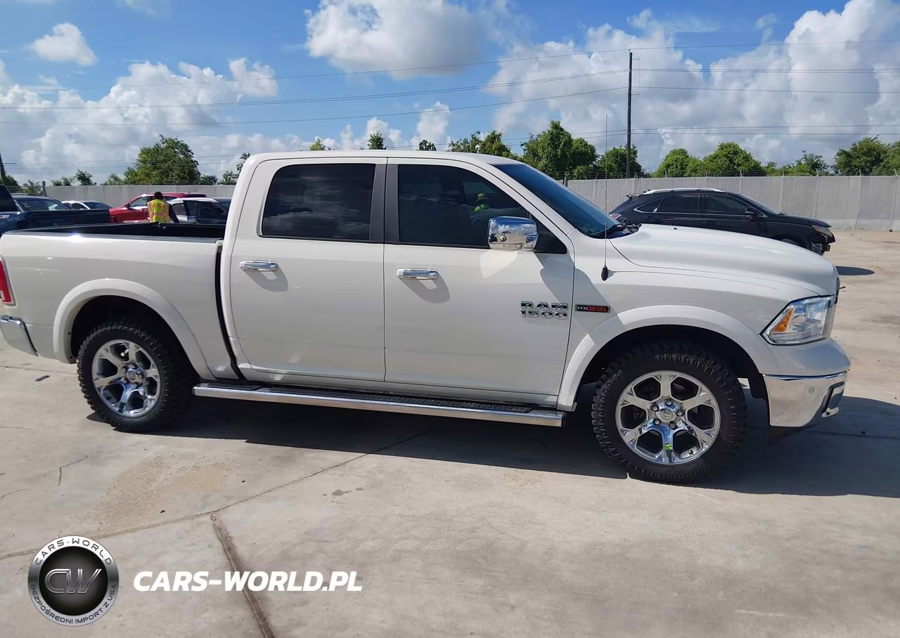 2018 Ram 1500 VIN:1C6RR6NM9JS255318 - 13