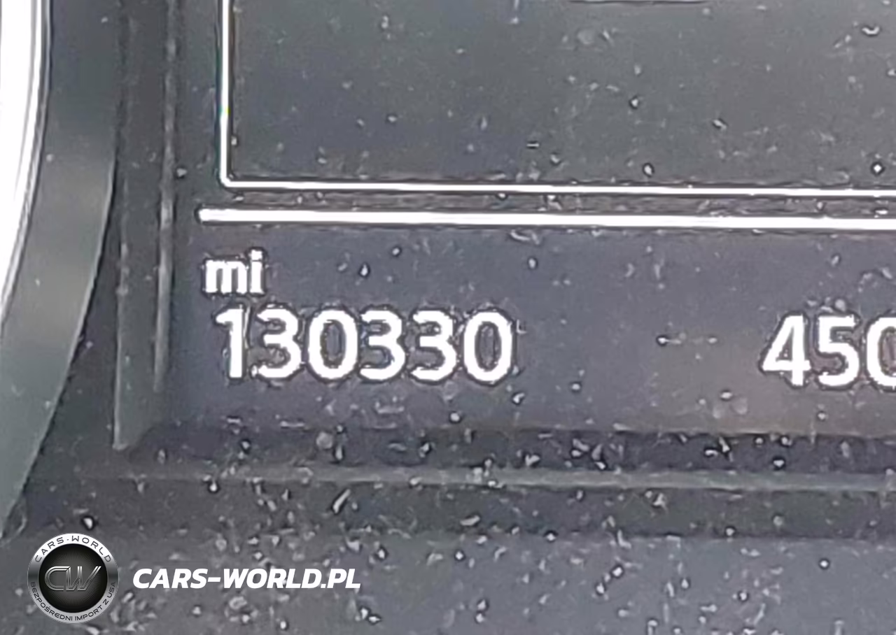 2016 Volkswagen Golf R 4-Door VIN:WVWUF7AU9GW151694 - 15