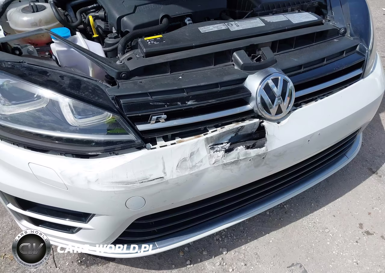 2016 Volkswagen Golf R 4-Door VIN:WVWUF7AU9GW151694 - 6
