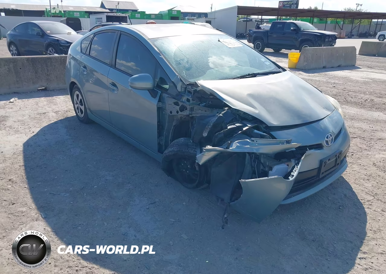 2015 Toyota Prius Two VIN:JTDKN3DU6F1958426 - 6