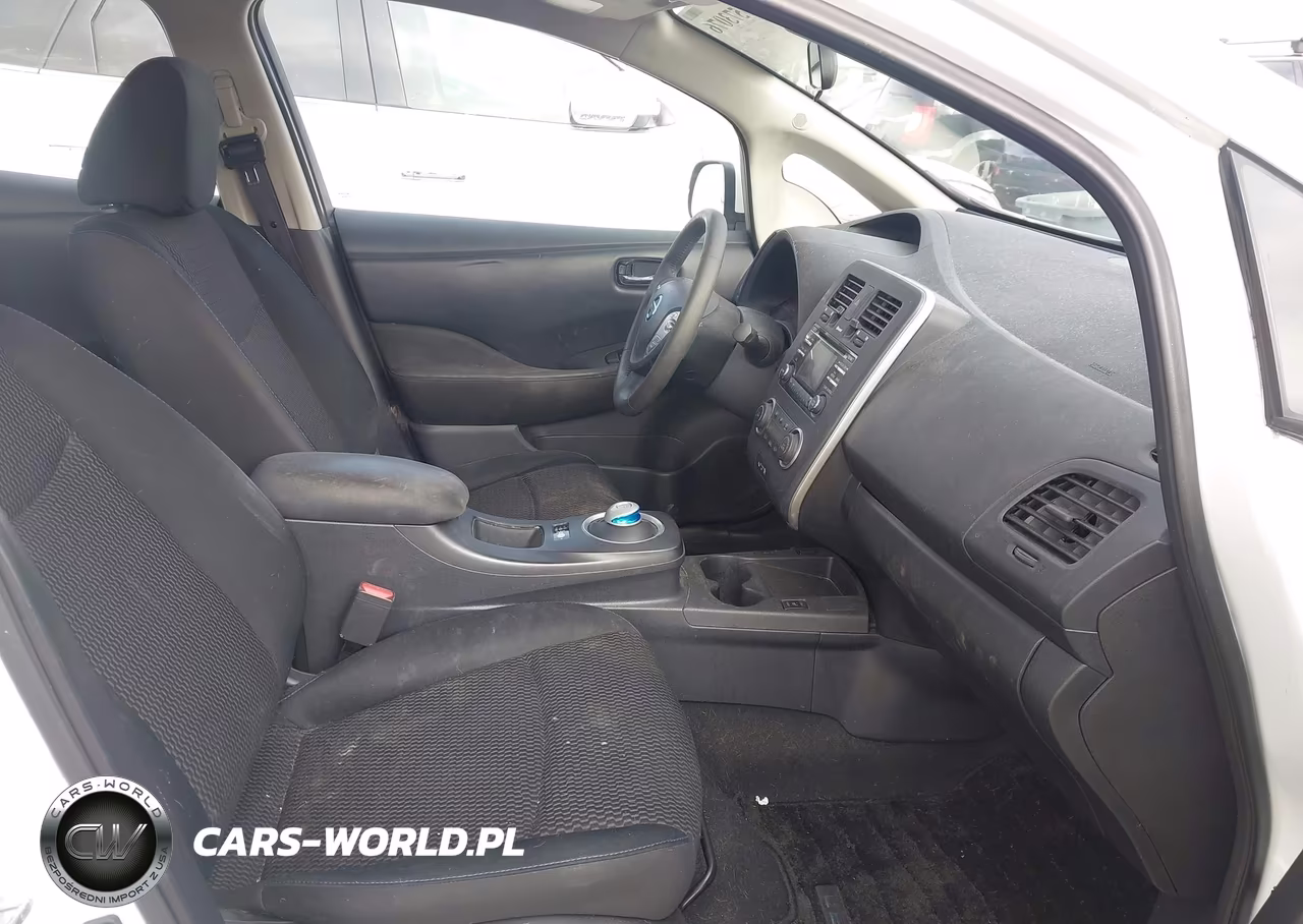 2015 Nissan Leaf S VIN:1N4AZ0CP5FC320639 - 5