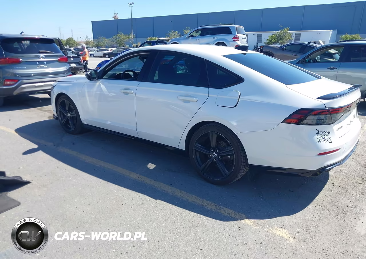 2023 Honda Accord Hybrid Sport-L VIN:1HGCY2F70PA007834 - 3