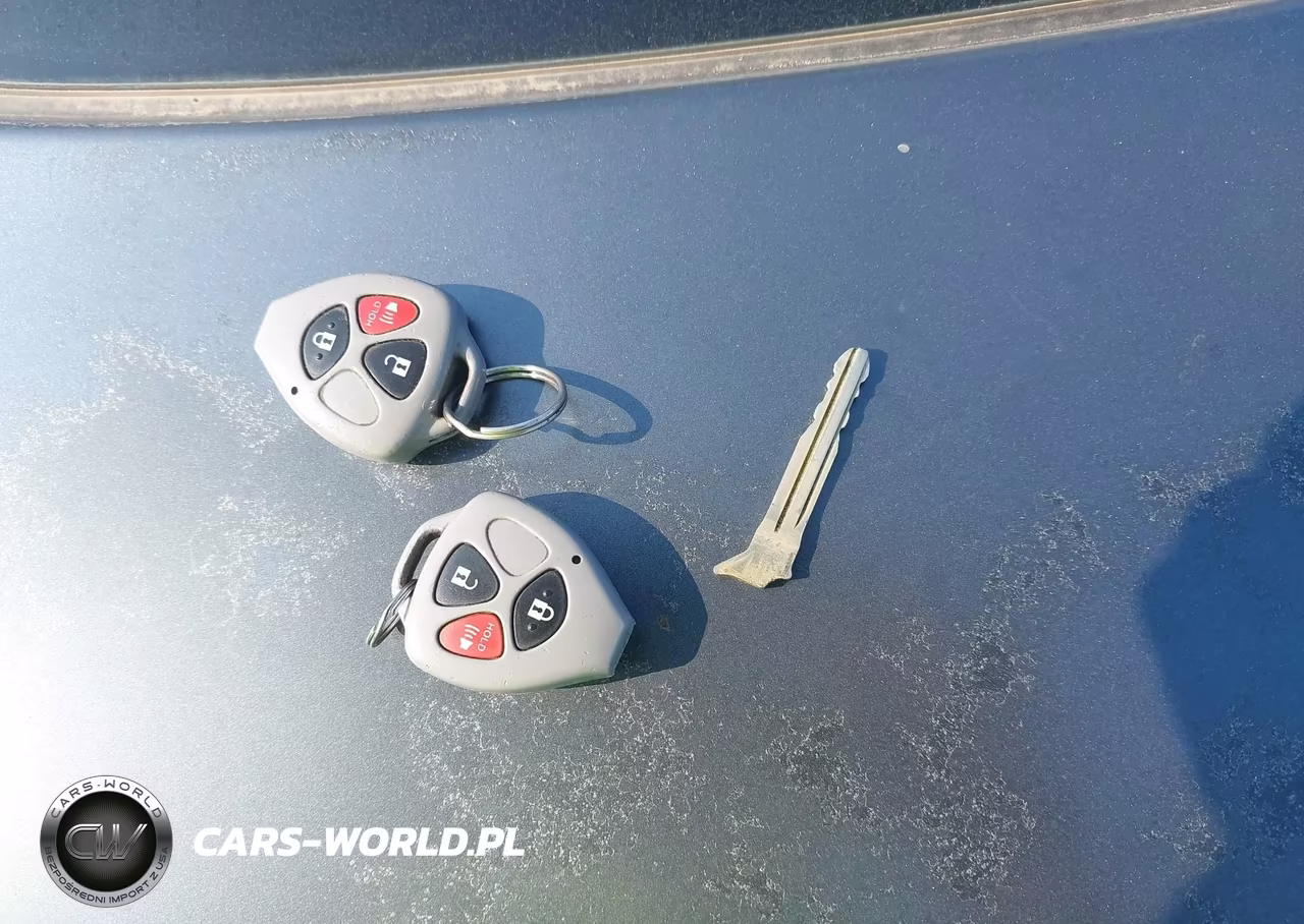 2007 Scion Tc VIN:JTKDE177970220445 - 11