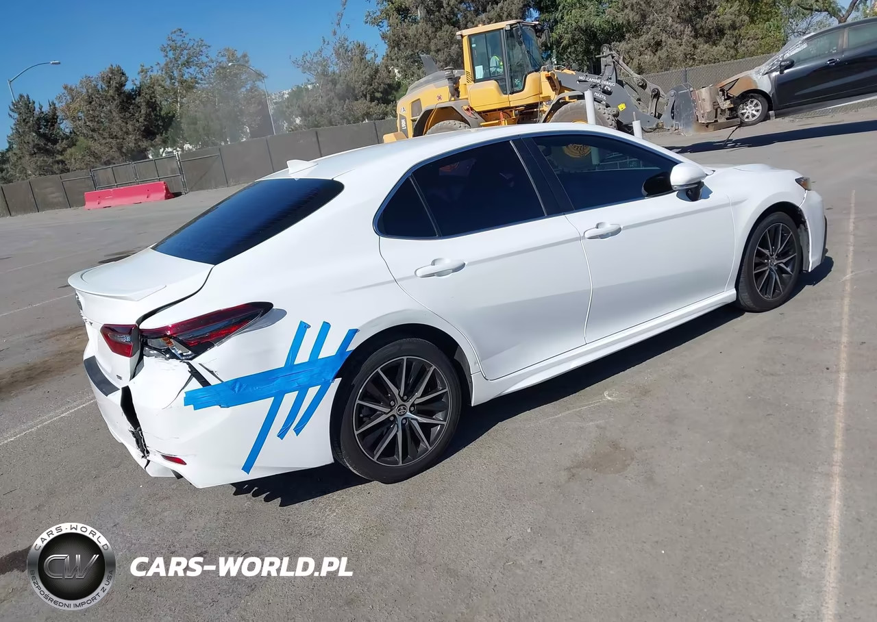 2021 Toyota Camry Se VIN:4T1T11AK4MU571873 - 4