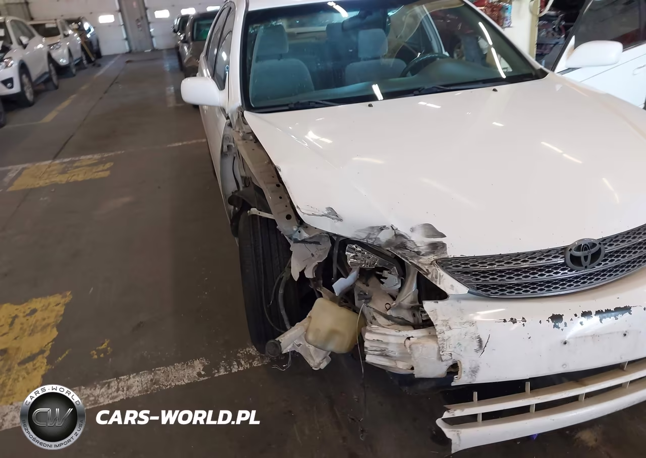2002 Toyota Camry Le VIN:JTDBE32K920089533 - 6