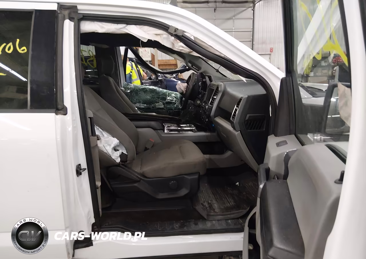 2020 Ford F-150 Xlt VIN:1FTFX1E55LFA74158 - 5