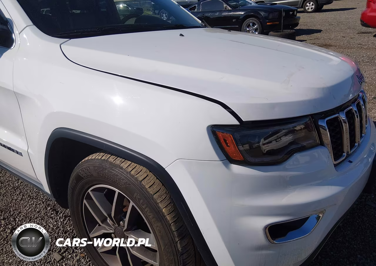 2019 Jeep Grand Cherokee Limited 4X4 VIN:1C4RJFBG4KC749094 - 6