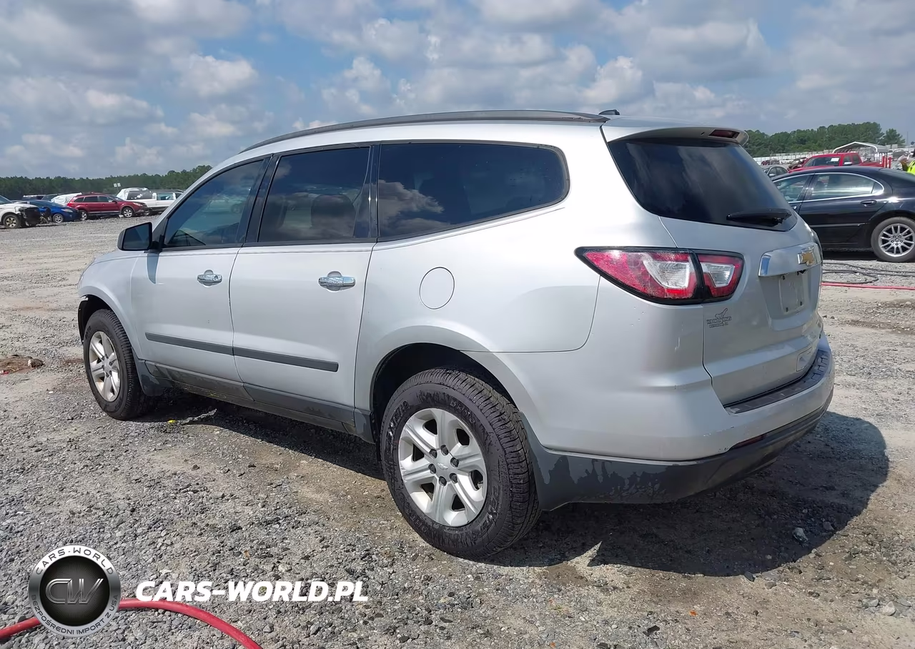 2015 Chevrolet Traverse Ls VIN:1GNKRFKD8FJ122407 - 3