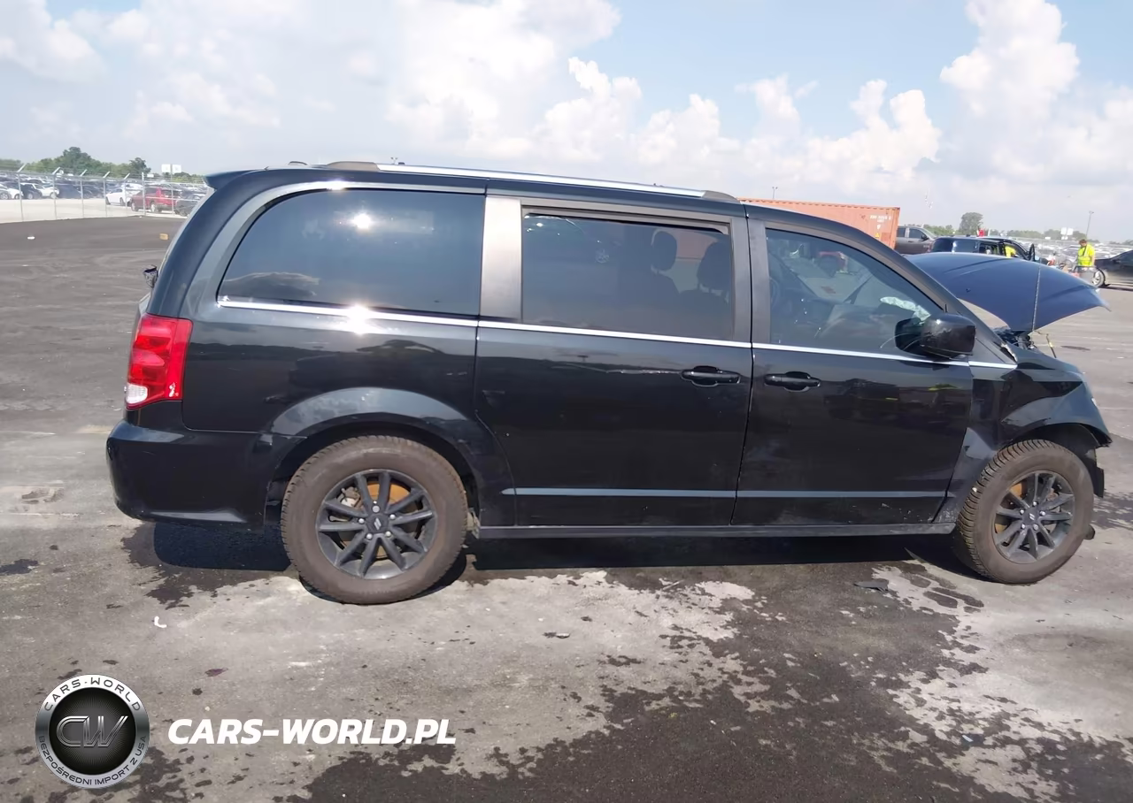 2018 Dodge Grand Caravan Sxt VIN:2C4RDGCG1JR301350 - 14