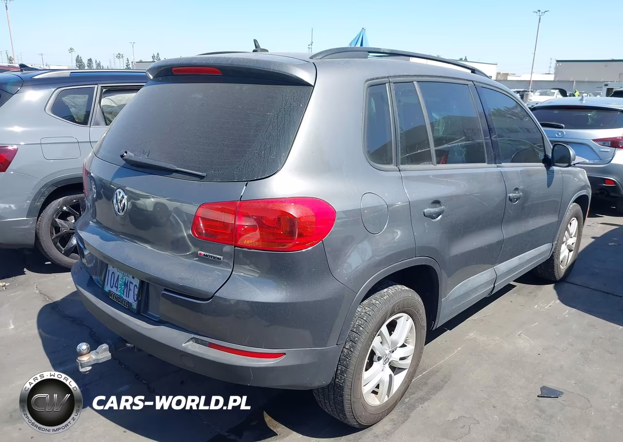 2016 Volkswagen Tiguan S VIN:WVGBV7AX5GW511320 - 4