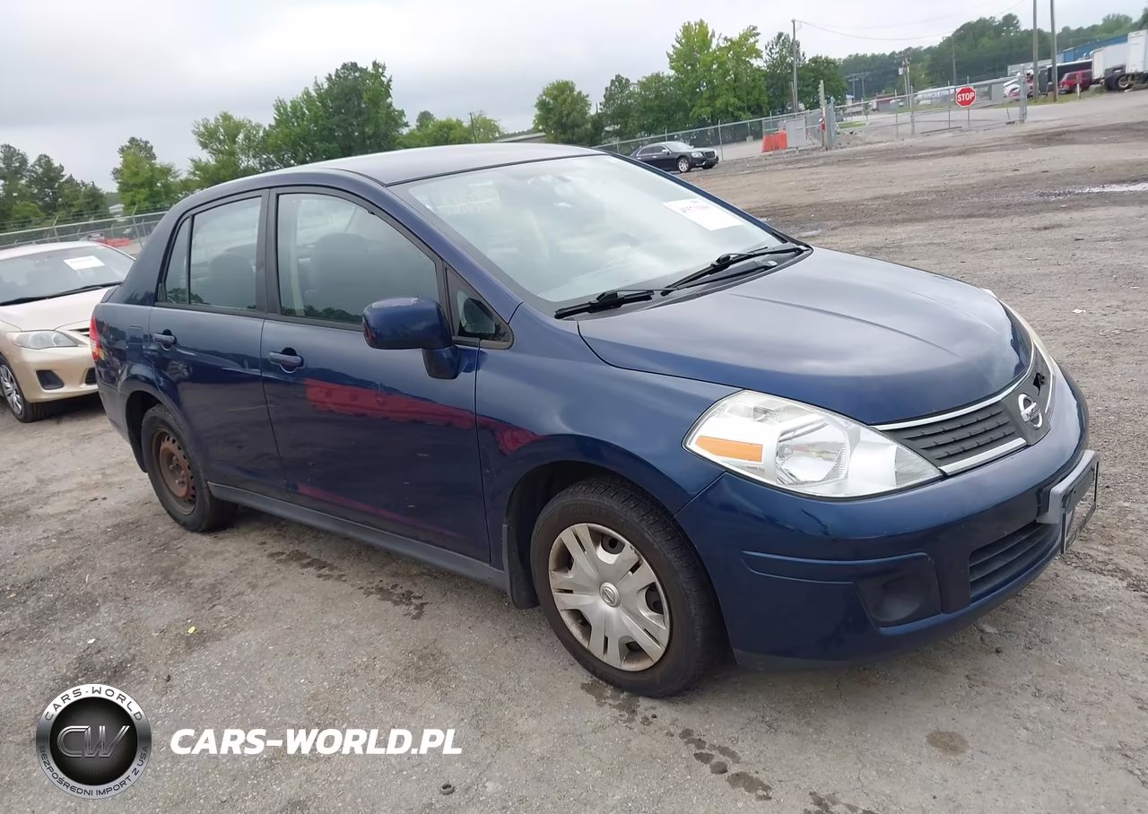 2009 Nissan Versa 1.8S – zdjęcie 1 z 11