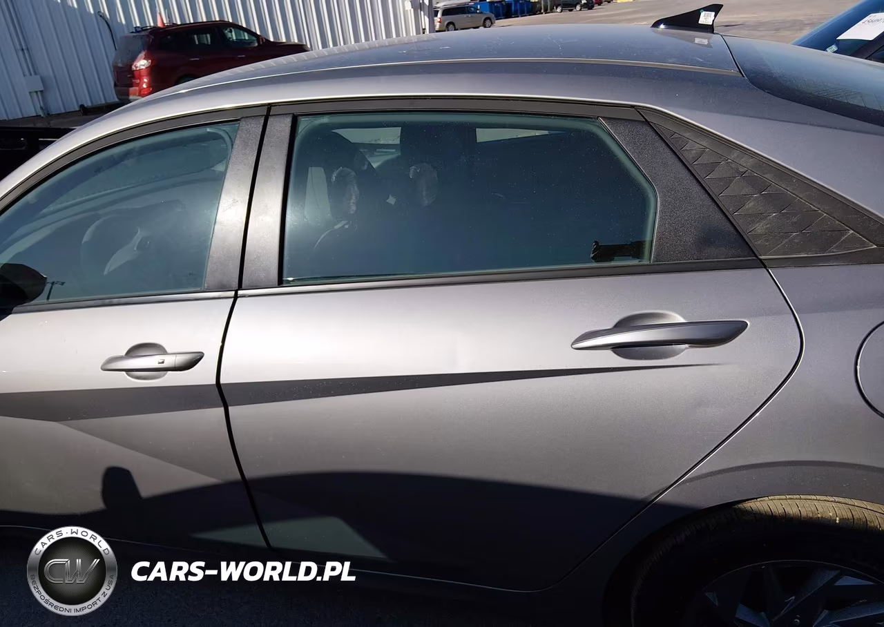 2025 Hyundai Elantra Hybrid Blue VIN:KMHLM4DJ4SU177945 - 14