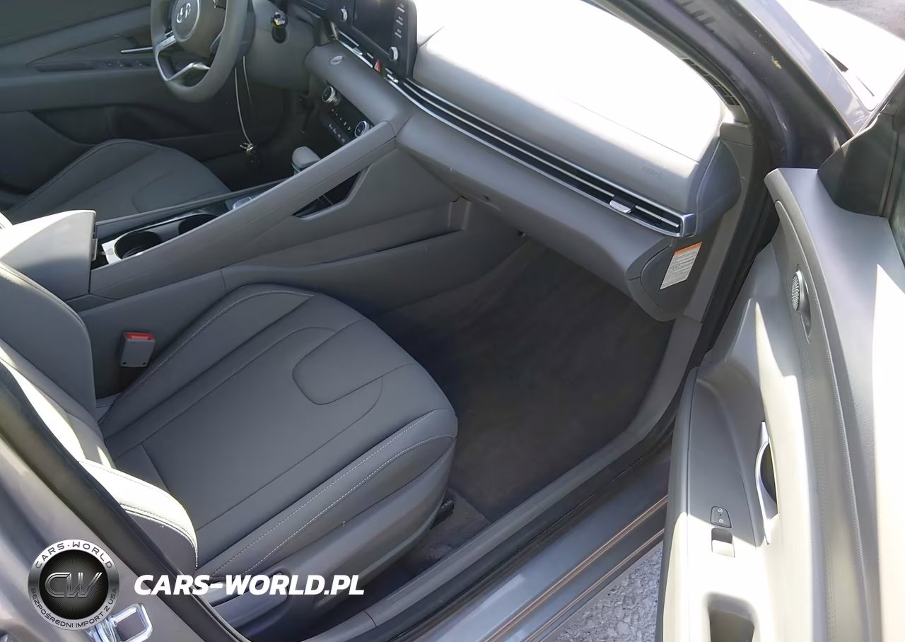 2025 Hyundai Elantra Hybrid Blue VIN:KMHLM4DJ4SU177945 - 5