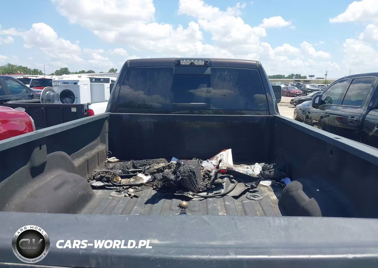2017 Ram 3500 Laramie 4X4 8' Box VIN:3C63RRJL0HG528006 - 8