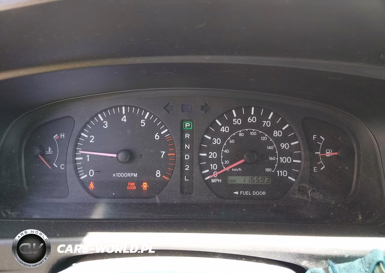 1999 Toyota Sienna Le VIN:4T3ZF13C9XU133511 - 7