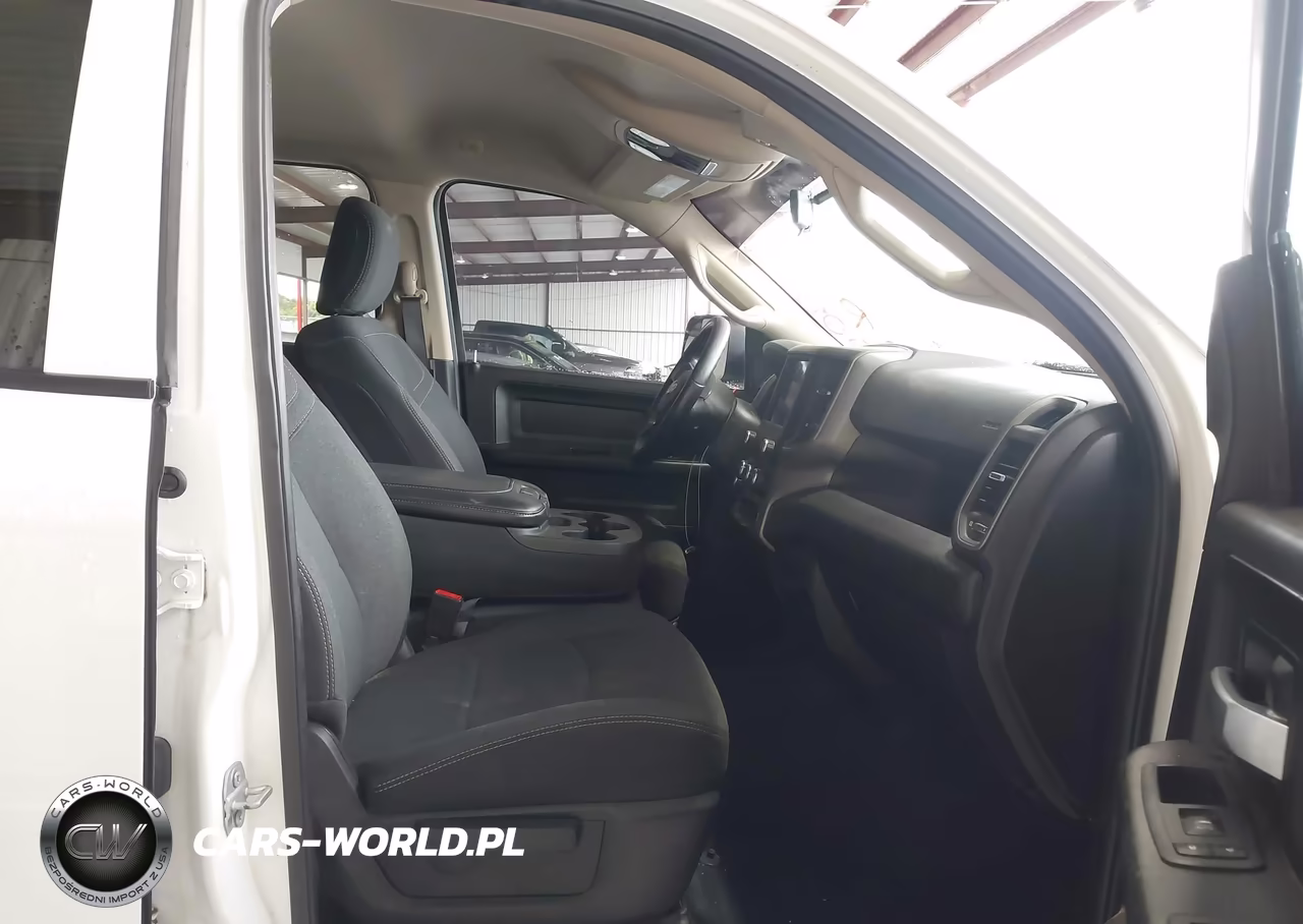 2019 Ram 2500 Tradesman 4X4 6'4 Box VIN:3C6UR5CJ3KG634823 - 5
